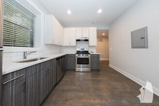 2620 N Rockwell St, Unit 3 in Chicago, IL - Building Photo - Building Photo