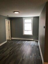 360 Cumberland Ave in Portland, ME - Building Photo - Building Photo