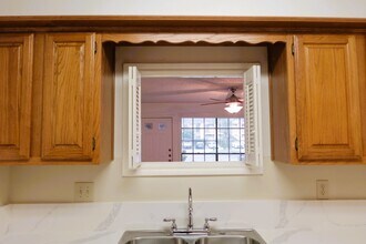 1311 Antoine Dr in Houston, TX - Building Photo - Building Photo