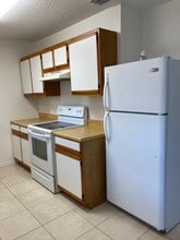 1210 6th Dr in Vero Beach, FL - Building Photo - Building Photo