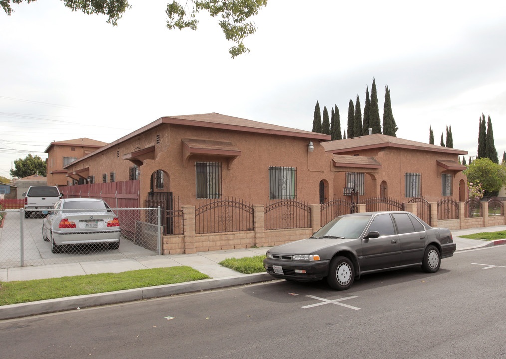 6310-6312 Cedar St in Huntington Park, CA - Building Photo