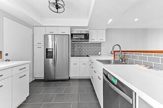 4500 N Flagler Dr, Unit D20 in West Palm Beach, FL - Foto de edificio - Building Photo