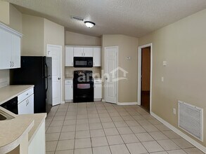 224 Sawyerwood Pl in Oviedo, FL - Building Photo - Building Photo