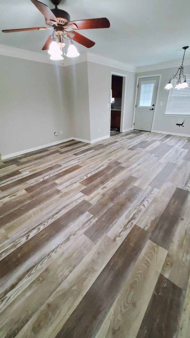 1126 Lenny Ln in Chattanooga, TN - Building Photo - Building Photo