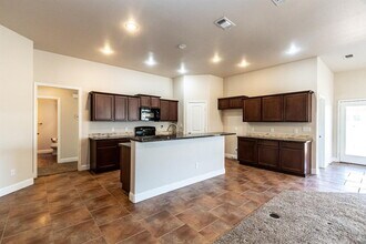 9706 Ridgely Ave in Lubbock, TX - Building Photo - Building Photo