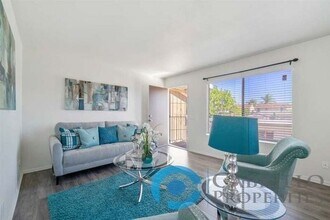 4523 Winona Ave in San Diego, CA - Building Photo - Building Photo