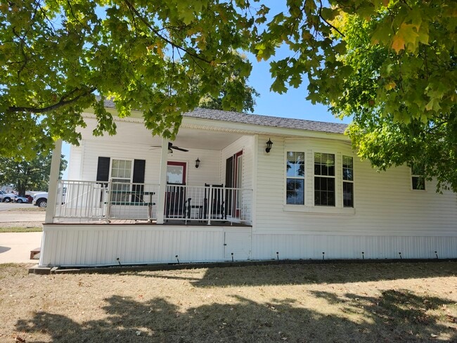 174 Forest Park Ln in Branson, MO - Foto de edificio - Building Photo