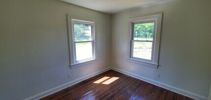 1000 Arbor Dr in Greensboro, NC - Building Photo - Building Photo