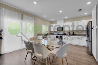 3843 Bridgemeadow Way in Sacramento, CA - Building Photo - Building Photo