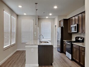 2411 Foster Hl Rd in Richmond, TX - Building Photo - Building Photo