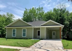 1112 S 6th Ave in Denison, TX - Building Photo