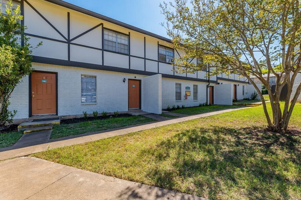 Rio Ranch Townhomes in San Marcos, TX - Foto de edificio