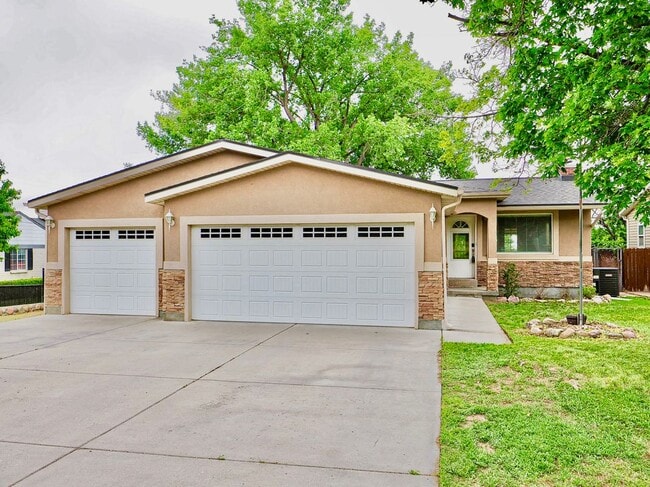 2850 S 2750 E in Salt Lake City, UT - Building Photo - Building Photo