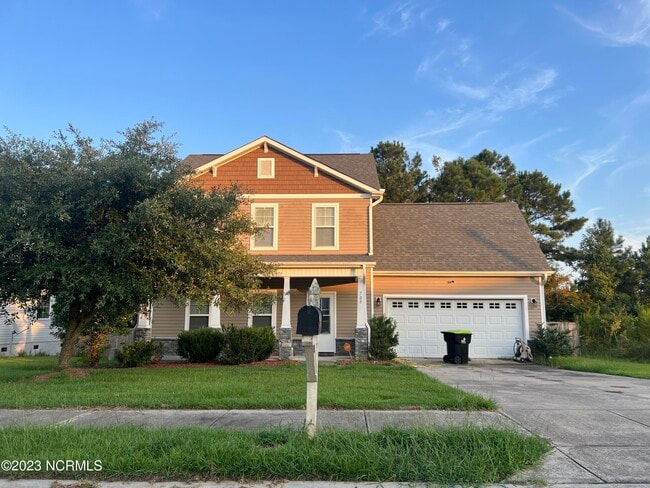 property at 709 Jasmine Ln