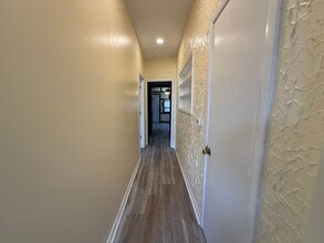 144 Midland Ave, Unit 1 in Garfield, NJ - Foto de edificio - Building Photo