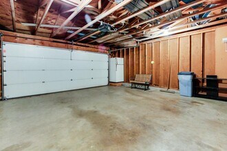 3300 East Fort Union Blvd, Unit 205 in Cottonwood Heights, UT - Building Photo - Building Photo