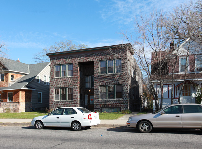 3315-3317 Hennepin Ave in Minneapolis, MN - Building Photo - Building Photo