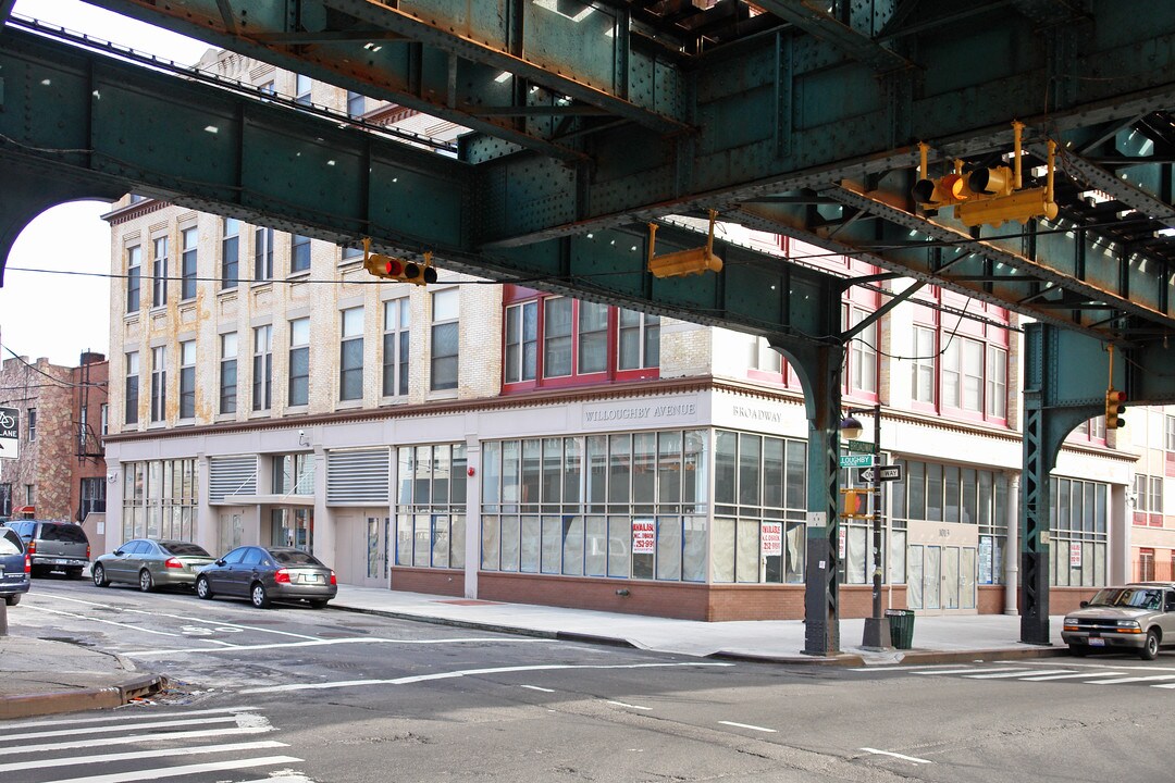 1013 Broadway in Brooklyn, NY - Building Photo