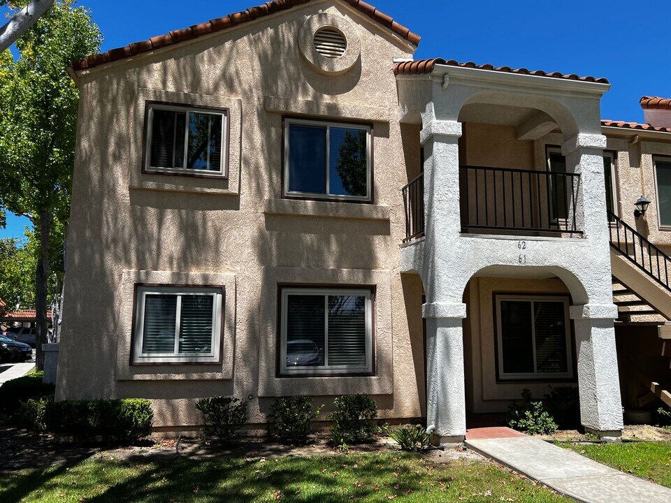 10734 Dabney Dr in San Diego, CA - Foto de edificio