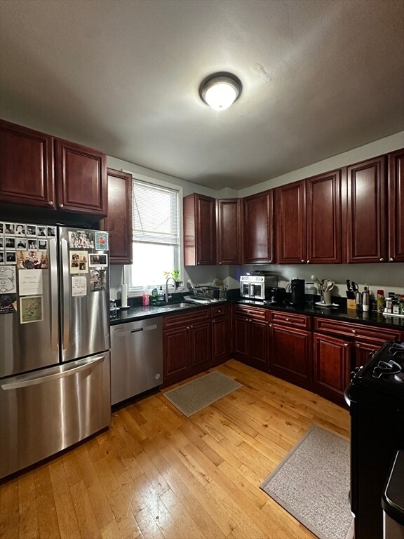 319 W Fourth St in Boston, MA - Building Photo - Building Photo