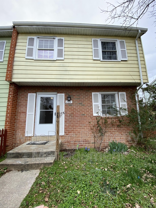 property at 2331 McClellan Ct