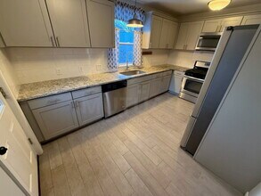 389 Channing St in Ferndale, MI - Building Photo - Building Photo