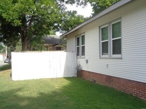 1201 Division St in North Little Rock, AR - Building Photo - Building Photo