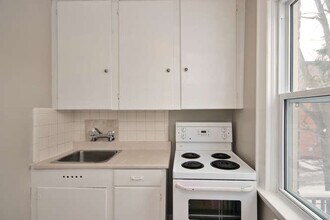 26 Craig St in London, ON - Building Photo - Building Photo