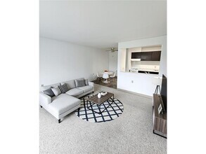 306 S East St in Caledonia, MN - Building Photo - Building Photo