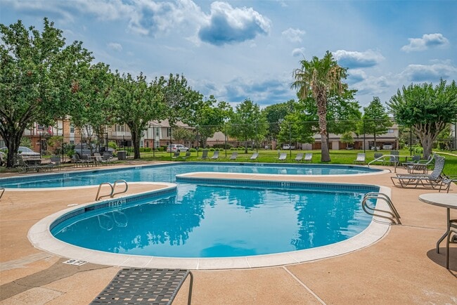 property at 14688 Perthshire Rd