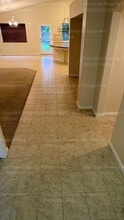 13306 Cheyenne Mountain Dr in Bakersfield, CA - Building Photo - Building Photo