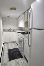 2030 N Clifton Ave in Chicago, IL - Building Photo - Building Photo