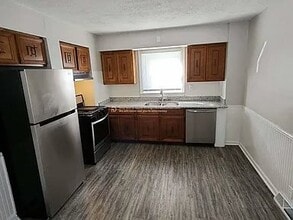 2522 E 33rd St in Lorain, OH - Building Photo - Building Photo