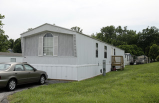 Court Fairview Mobile Home Park Apartments