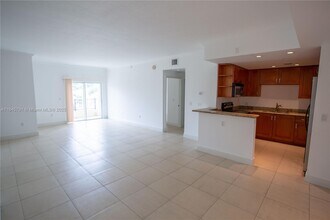 20 Calabria Ave in Coral Gables, FL - Building Photo - Building Photo