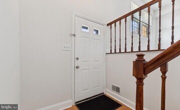 39 Badger Gate Ct in Catonsville, MD - Foto de edificio - Building Photo