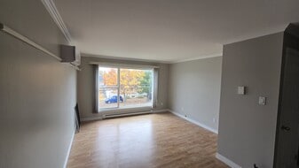 60 Myers St in Moncton, NB - Building Photo