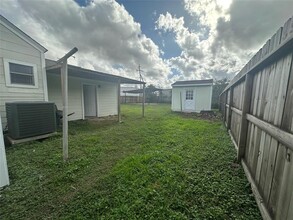 12922 Ellen Ln in Houston, TX - Building Photo - Building Photo