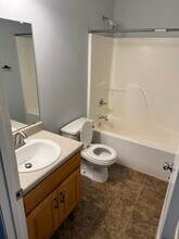 216 Harlans Cir in Huntsville, AL - Building Photo - Building Photo