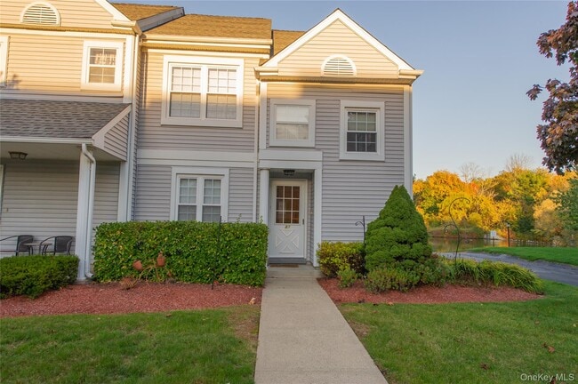 property at 87 Kensington Way