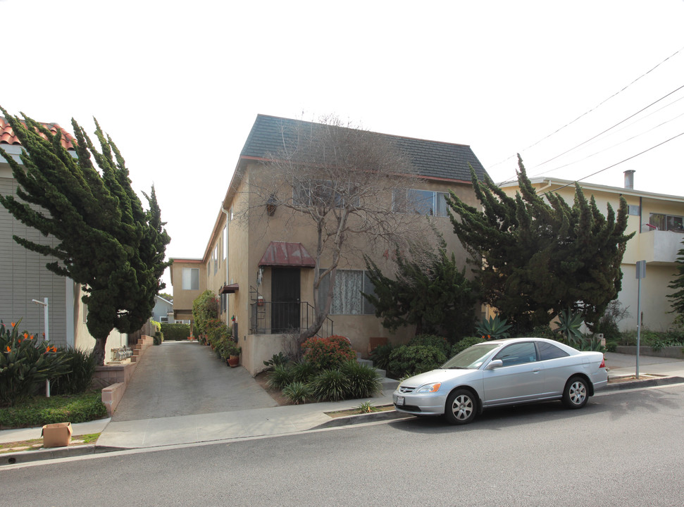 436 Raymond Ave in Santa Monica, CA - Building Photo