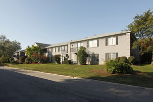 Laurel Woods Apartments