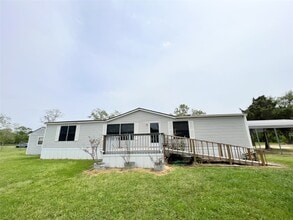 10125 Needville Fairchilds Rd in Needville, TX - Building Photo - Building Photo