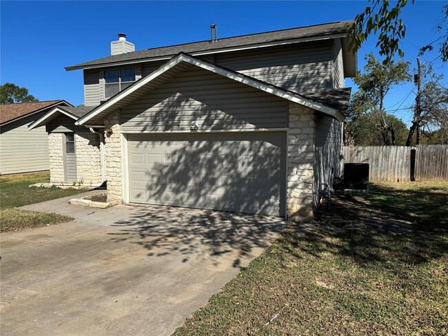 1106 York Castle Dr in Pflugerville, TX - Building Photo - Building Photo