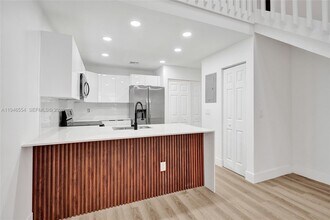 1846 Racquet Ct in North Lauderdale, FL - Building Photo - Building Photo