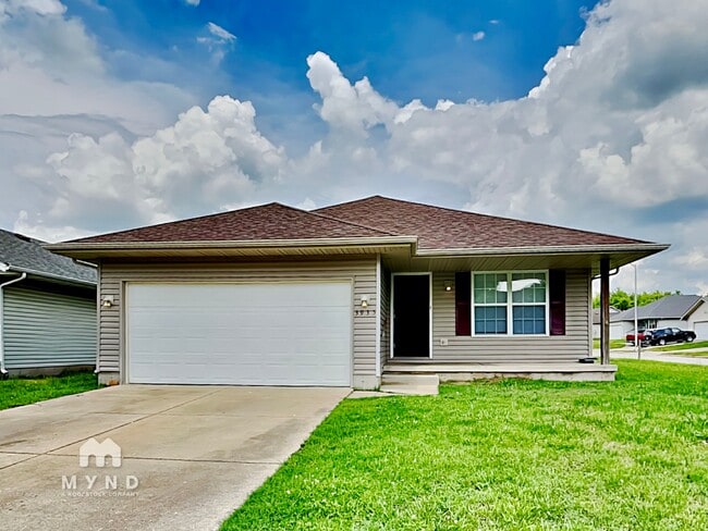 property at 3935 W Maple St