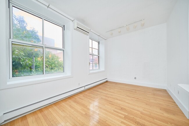 1960 Madison Ave, Unit #2
