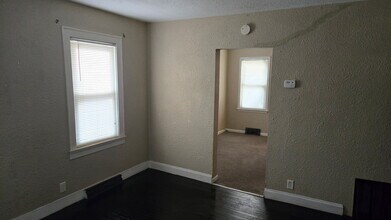 5304 Woodward St in Wayne, MI - Building Photo - Building Photo