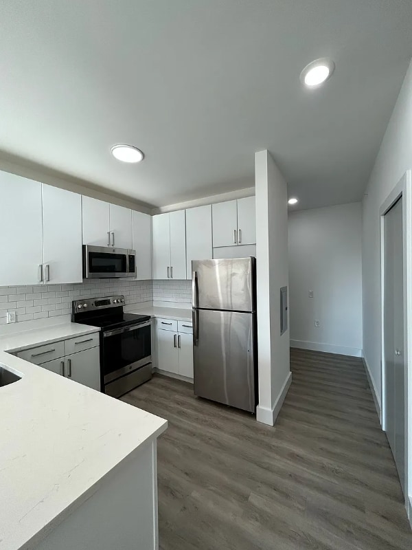 1127 Stuyvesant Ave., Unit 304 in Irvington, NJ - Foto de edificio - Building Photo