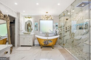 341 Emporia Loop in Mcdonough, GA - Building Photo